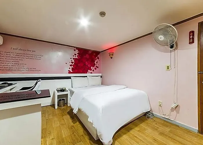호텔 Cheongnyangni Dongbu 3*